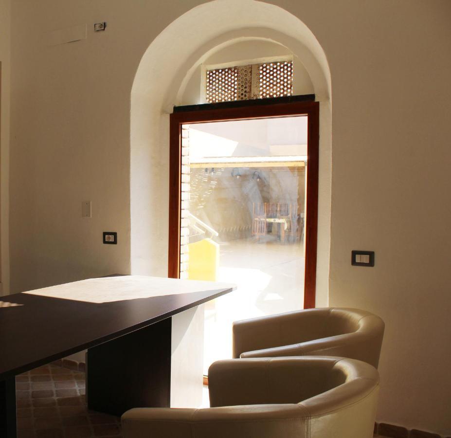 Room And Breakfast I Gemelli Iglesias Buitenkant foto